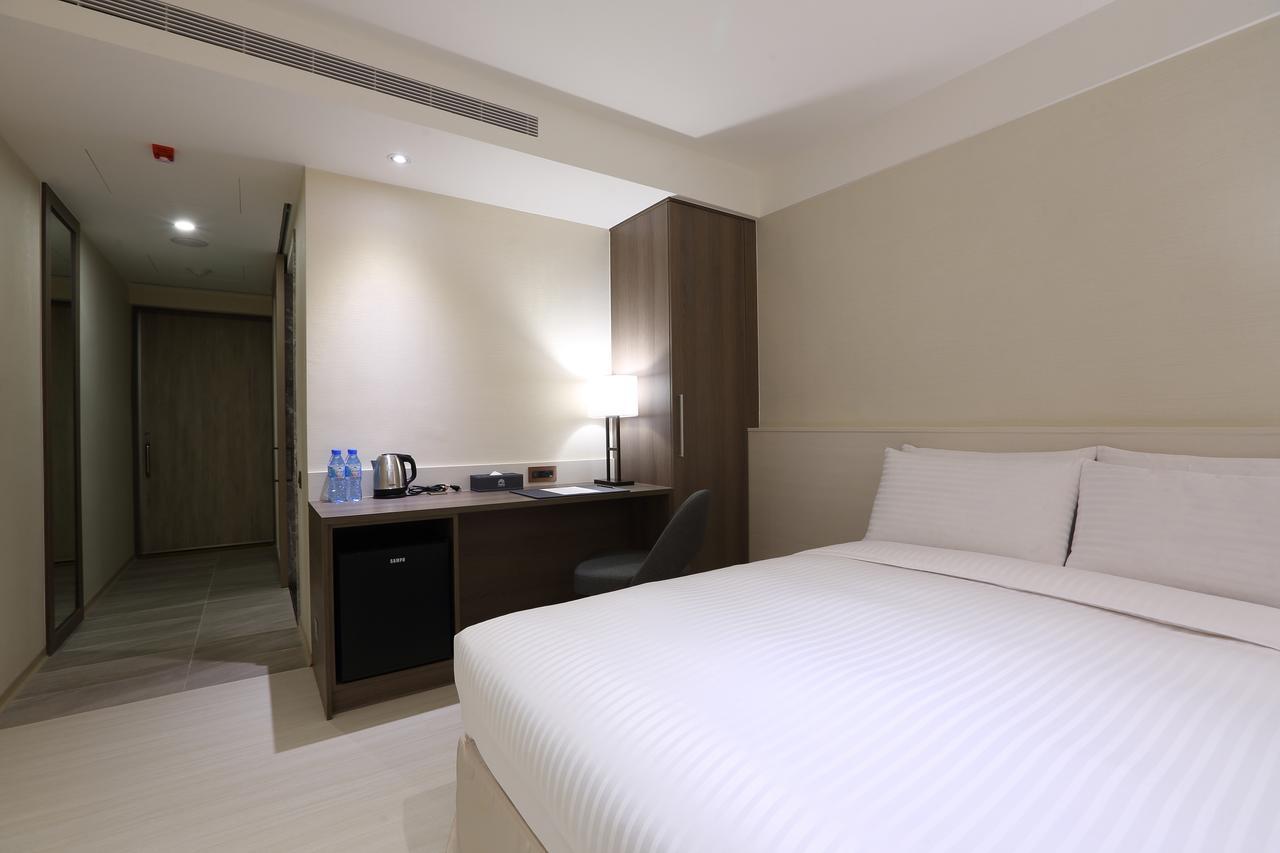 Full Kind Hotel เมืองฮวาเหลียน ภายนอก รูปภาพ